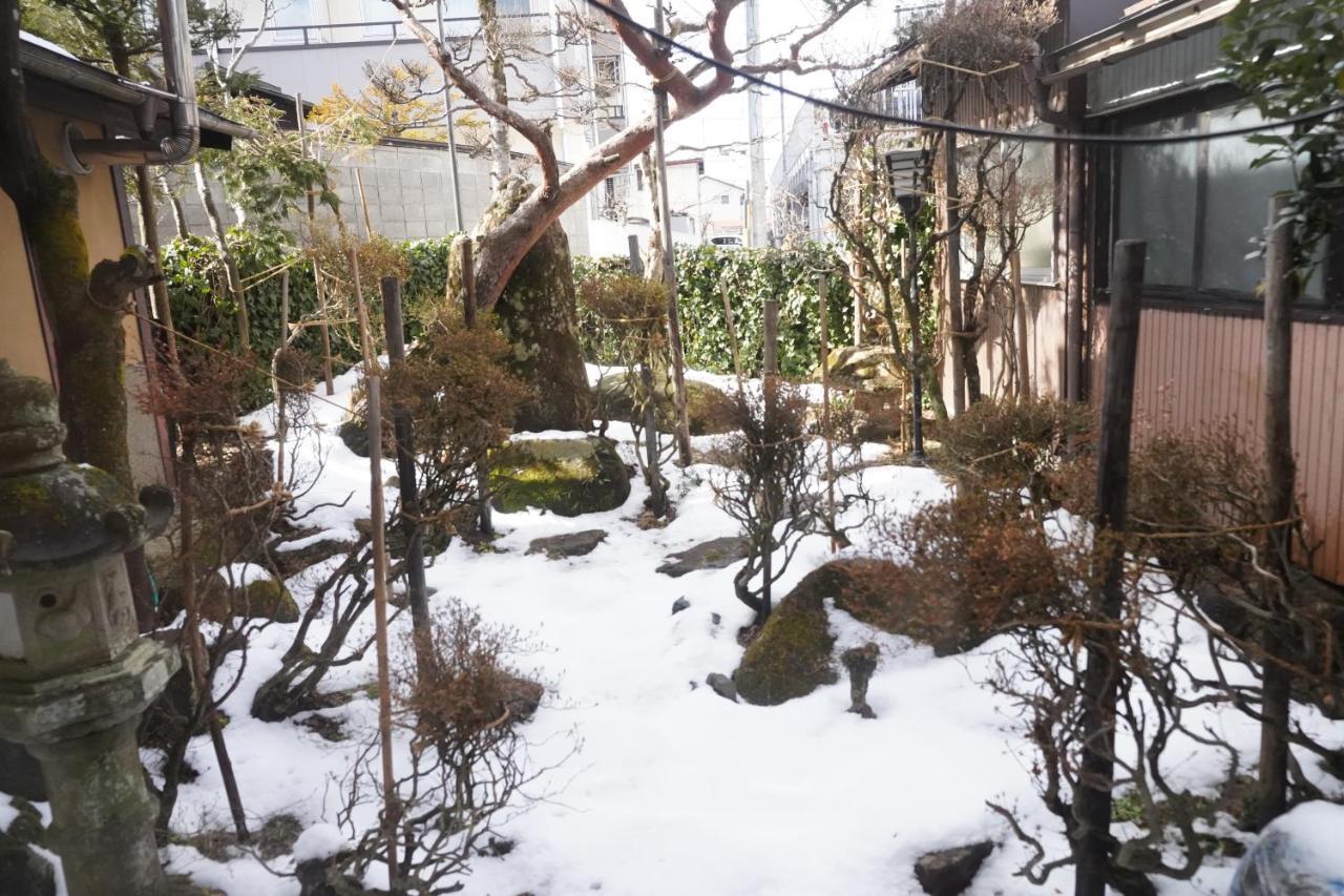 Hostel Murasaki Ryokan Takayama  Dış mekan fotoğraf