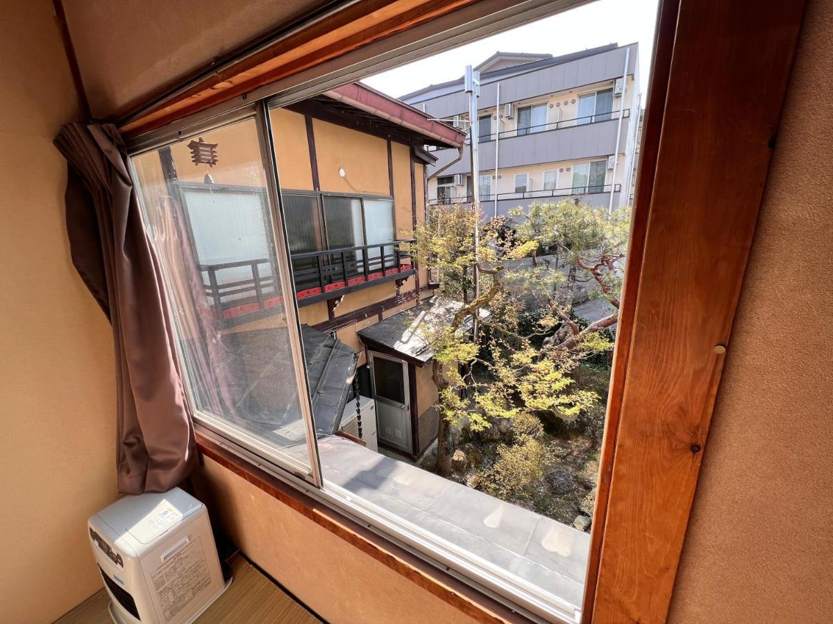 Hostel Murasaki Ryokan Takayama  Dış mekan fotoğraf