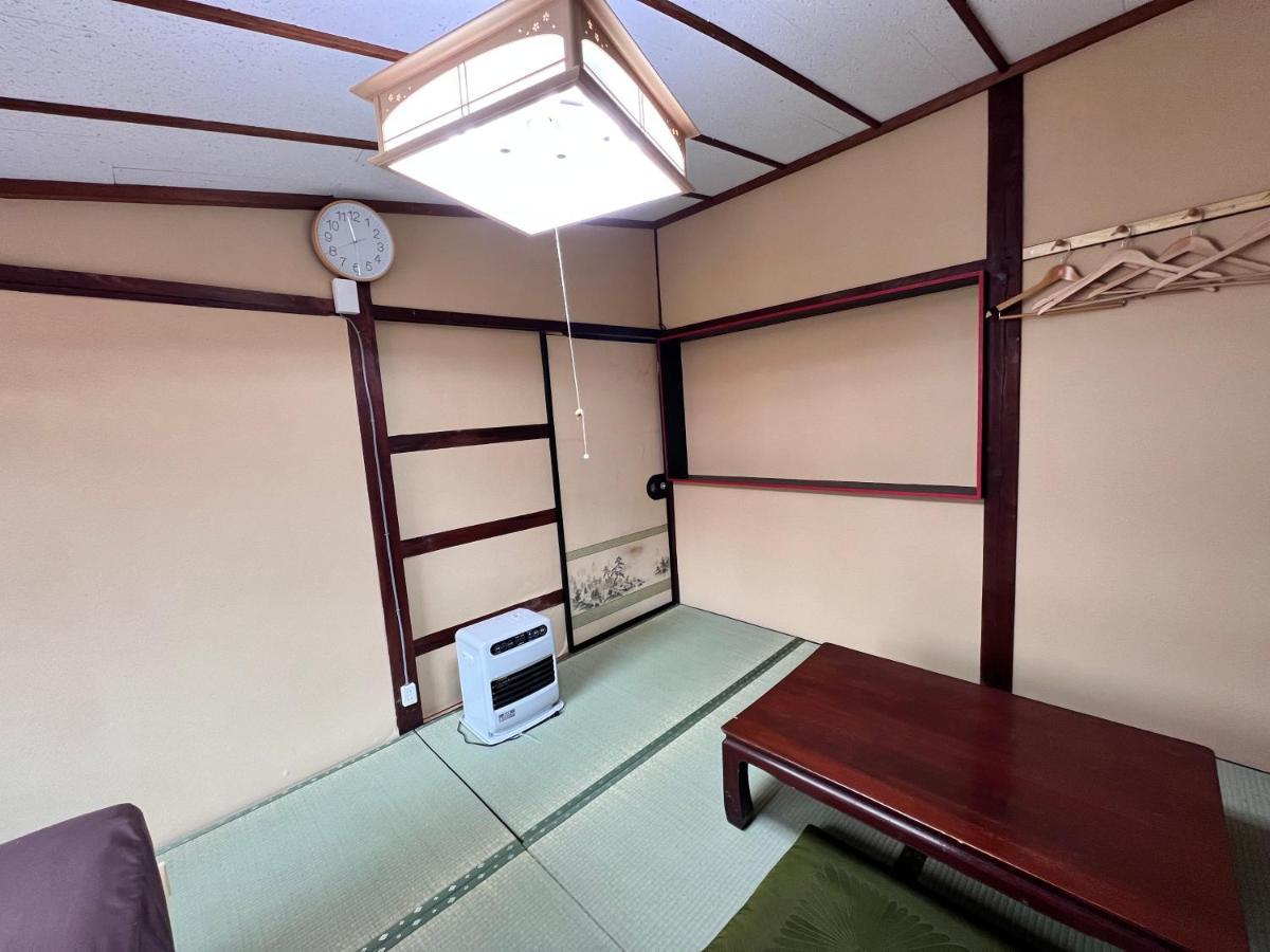 Hostel Murasaki Ryokan Takayama  Dış mekan fotoğraf