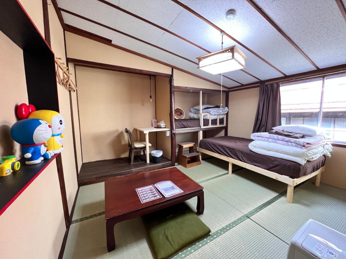Hostel Murasaki Ryokan Takayama  Dış mekan fotoğraf