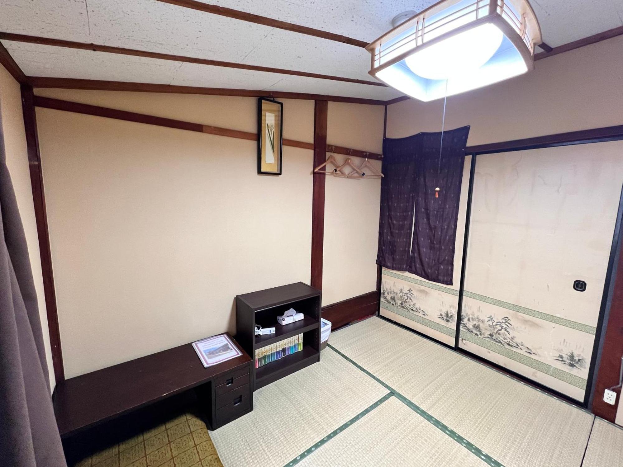 Hostel Murasaki Ryokan Takayama  Dış mekan fotoğraf